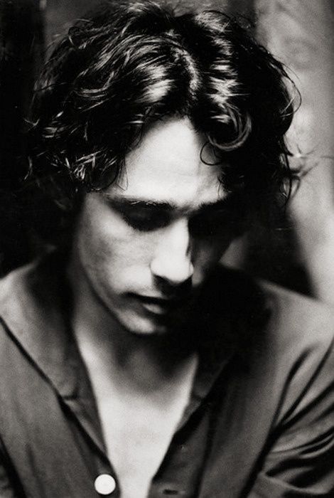 Jeff Buckley: missing you today <3 Grace will be in my iPod forever Tim Buckley, Male Faces, Jeff Buckley, Talented People, Rock Legends, Music Legends, White Boys, Music Love, Music Is Life