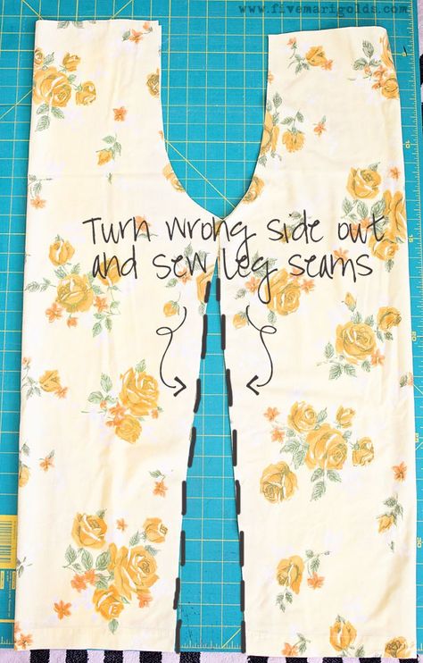 Sew Pajama Pants, Marla Singer, Sewing Machine Projects, Sewing Pants, Pants Sewing Pattern, Diy Bricolage, Beginner Sewing Projects Easy, Small Sewing Projects, Diy Sewing Clothes