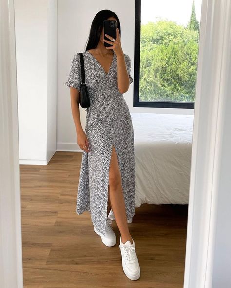 Converse Summer, Casual Chique Stijl, Sommer Strand Outfit, Alledaagse Outfits, Elegantes Outfit Frau, Outfits Preppy, Chique Outfits, Classy Dresses, Classy Outfits For Women