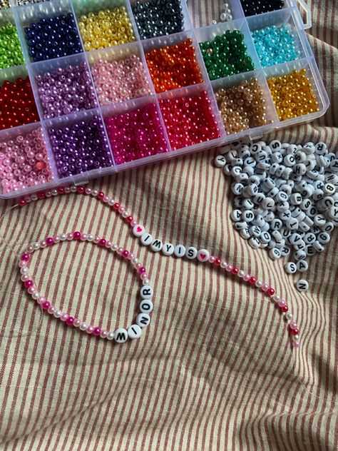 Friendship Bracelet Patterns, Gracie Abrams Bracelet, Dream Life Photos, Emo Jewelry, Best Friend Bracelets, Gracie Abrams, Friend Bracelets, Beads Bracelet Design, World Domination