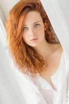 Beautiful Irish Redheads (29 Photos) - Suburban Men Rich Hair Color, Irish Redhead, I Love Redheads, Irish Women, Red Haired Beauty, Red Hair Woman, Natural Redhead, Beautiful Red Hair, Gorgeous Redhead