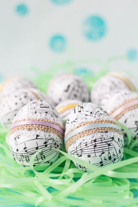 Make your own sheet music plastic Easter eggs! Easy Easter DIY craft idea for kids and adults using upcycled sheet music. #DIY #Eastercraft #sheetmusiccraft #plasticEastereggs Easter Napkin Folding, Easter Music, Sheet Music Crafts, Hymn Sheet Music, Easter Napkins, Fun Easter Crafts, Egg Dye, Music Crafts, Homemade Greeting Cards