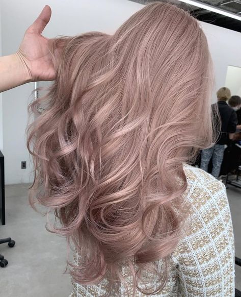 Light Dusty Pink Hair, Strawberry Blonde Ash Hair, Rose Milk Tea Hair Color, Dusty Hair Color, Strawberry Blonde Asian, Ash Pink Hair Color, Asian Pink Hair, Ash Pink Hair, Pink Beige Hair