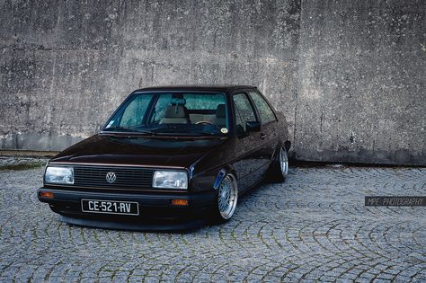 https://flic.kr/p/Esg4Yr | Jo's Jetta MK2 Coupe. | Canon EOS 6D Canon 50mm F1.4 Wolfsburg, Coupe, Cars Modified, Volkswagen Cars, Vw Mk1, Jetta A2, Golf Mk2, Volkswagen Car, Golf 2