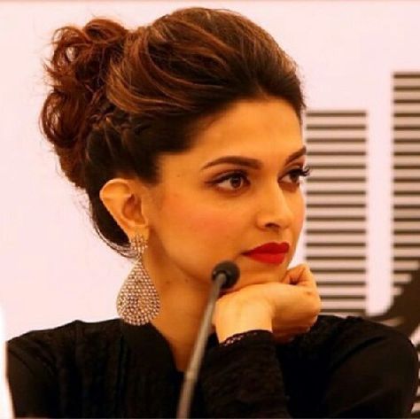 full-wispy-updo-bun23 Indian Bun Hairstyles, Deepika Padukone Hair, High Bun Hairstyles, Saree Hairstyles, Engagement Hairstyles, Wedding Bun Hairstyles, Bridal Hair Buns, Bollywood Hairstyles, Indian Wedding Hairstyles