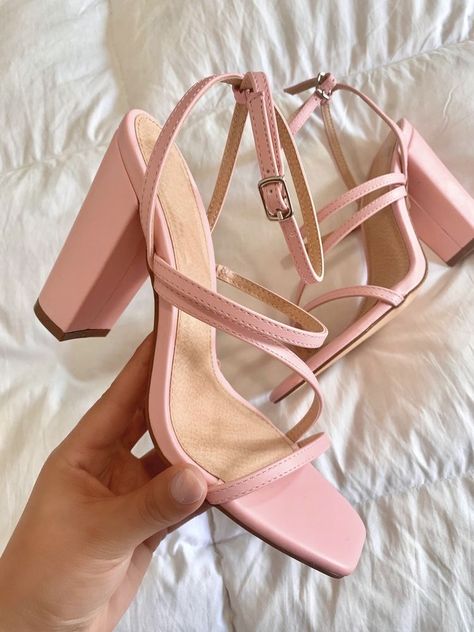 Quinceanera Heels, Homecoming Shoes, Pretty Heels, Fancy Heels, Trendy Heels, Pretty Sandals, Cute Shoes Heels, Shoes Heels Classy, Shoe Ideas