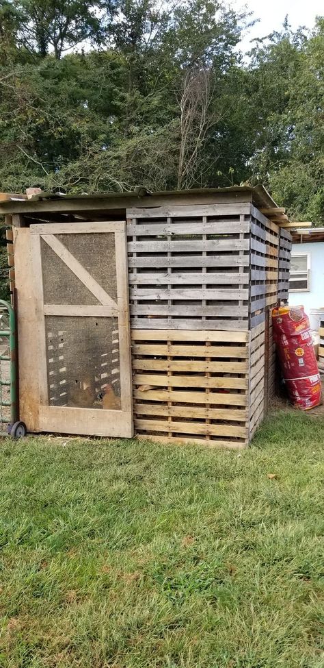 Pallet chicken shack built from upcycled lumber, repurposed screws and used feed bags. | Diy chicken coop, Easy diy chicken coop, Diy chicken coop plans Pallet Chicken Coop, Easy Diy Chicken Coop, Cheap Chicken Coops, Chicken Coop Pallets, Easy Chicken Coop, Chicken Shack, Portable Chicken Coop, Chicken Pen, Chicken Coop Run