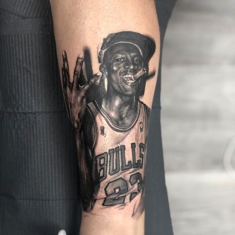 JAY OD on Instagram: “Michael Jordan - the goat 🐐   -  Such an honour being able to tattoo this iconic moment in time on an awesome client ✊ lotta hours put into…” Kobe Bryant Tattoo, Michael Jordan Tattoo, Kobe Tattoo, Chicago Bulls Tattoo, Jordan Tattoo, Goat Tattoo, Thigh Tat, Egyptian Tattoo Sleeve, Tatted Men