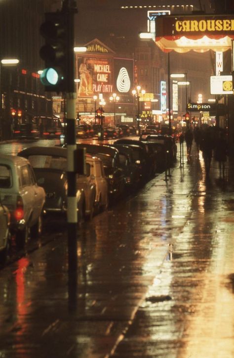 Old London, London Girl, London Dreams, London Aesthetic, London History, Piccadilly Circus, London Town, Foto Vintage, London Photos