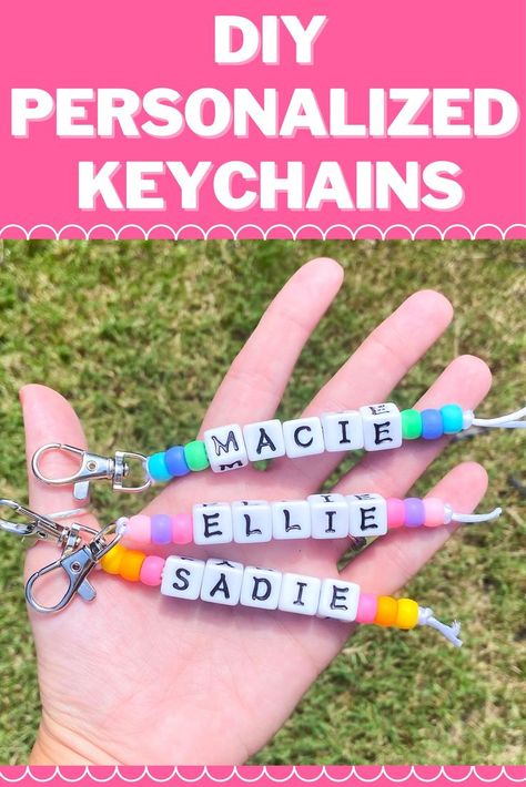 Preschool Keychain Craft, Word Keychain Diy, Diy Personalized Keychain Ideas, Friendship Keychains Diy Beads, Key Chain Party Favors, Name Bead Keychain Diy, Jewelry Party Favors, Personalized Beaded Keychains, Kids Beaded Keychains