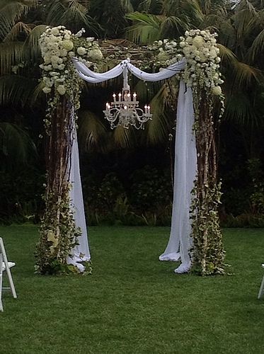 Forest Wedding, Arch Designs, Wedding Arbors, Majlis Perkahwinan, Wedding Altars, Ceremony Backdrop, Ceremony Decorations, Wedding Planners, Outdoor Ceremony