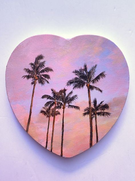 Tela, Heart Shaped Painting Canvas, Heart Shaped Painting Ideas, Painting On Heart Shaped Canvas, Heart Shape Canvas Painting, Heart Shaped Painting, Aesthetic Heart Painting, Painting Ideas Heart, Heart Shaped Canvas Painting Ideas