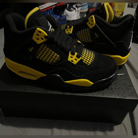 Jordan 4 Yellow Thunder, Jordan 4 Yellow, Yellow Thunder, Jordan 4 Thunder, Shoes Jordan, Jordan Black, Kids Jordans, Jordan 4, Black Yellow