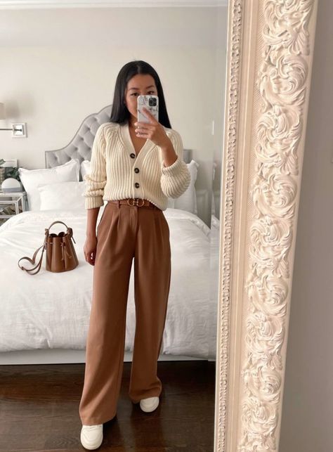 Dress Down Dress Pants, Cardigan And Dress Pants Outfit, Flat Pants Outfit, Dressed Pants Outfits, Wide Leg Trouser With Sneakers, Wide Leg Trousers Outfit Sneakers, Wide Long Pants Outfit, Fall Dress Pants Outfit, Wide Leg Trousers Sneakers Outfit