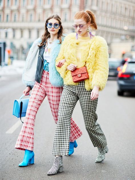 Kicking off 2018 in style, it's the Scandi crew at Stockholm Fashion Week. Here are the best street style looks from the chilly Swedish city. Stockholm Fashion Week, Pants Boots, Look Jean, Cold Weather Outfit, Walking Down The Street, Stockholm Street Style, Looks Street Style, Stockholm Fashion, Modieuze Outfits