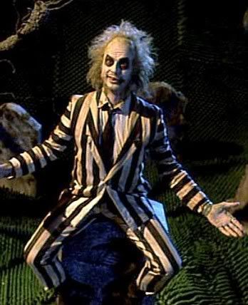 Beatle Juice, Beetlejuice Costume, Beetlejuice Movie, John Douglas, Tim Burton Films, Tim Burton Movie, Michael Keaton, Disfraces Halloween, 80s Movies