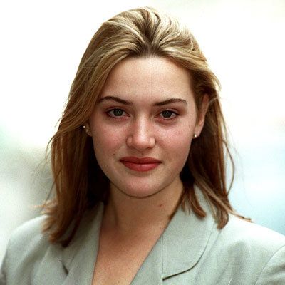 Kate Winslet's Changing Looks | InStyle.com Kate Winslet, Leonardo Dicaprio, Kate Winslet Young, Titanic Kate Winslet, Kate Winslate, Oh My Goddess, Rose Lipstick, Actrices Hollywood, 가을 패션