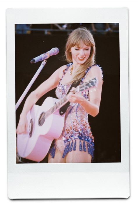 Taylor Polaroid Aesthetic, Lover Polaroid Taylor Swift, Taylor Swift Lover Polaroid, Taylor Swift Polaroid Eras Tour, Taylor Swift Eras Tour Polaroid, Taylor Swift Aesthetic Polaroid, Taylor Swift Pictures To Print, Taylor Swift Polaroid Pictures, Taylor Swift Polaroid Aesthetic