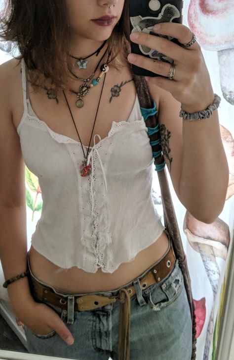 Mid Riff Outfits, 90s Indie Rock Fashion, Elven Inspired Outfit, Summer Outfits Indie Grunge, Alt Summer Clothes, Corset Styling Outfit, Romantic Grunge Outfit, Raven Inspired Outfits, Grunge Corset Outfit