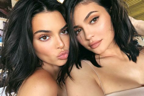 Kim K Style, Kendall E Kylie Jenner, Kendall E Kylie, Kylie Jenner Fotos, Jenner Photos, Kylie Jenner Look, Robert Kardashian, Jenner Family, Kardashian Family