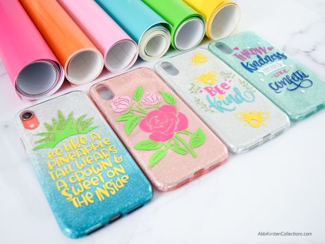 DIY Phone Case with Cricut and Vinyl. Use your Cricut machine to customize and decorate any phone case. Download fonts & graphics from Creative Fabrica Phone Case Vinyl Ideas, Phone Diy, Phone Case Ideas, Electronics Mini Projects, Glitter Phone Cases, Phone Case Decals, Phone Ideas, Case Ideas, Vinyl Ideas