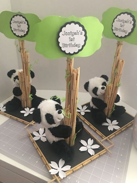 Panda Theme Centerpieces, Panda Centerpieces, Panda Bear Crafts, Bear Baby Shower Ideas, Panda Birthday Theme, Panda Crafts, Panda Birthday Party Decorations, Diy Panda, Panda Themed Party