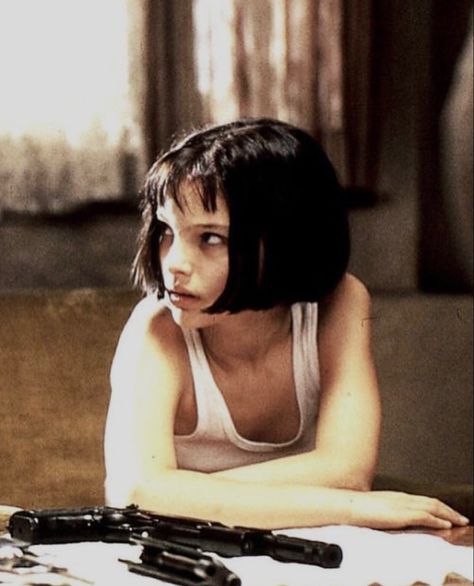 Leon Matilda, Mathilda Lando, The Professional Movie, Leon The Professional, Léon The Professional, Luc Besson, Film Anime, Arte Inspo, Movie Fashion