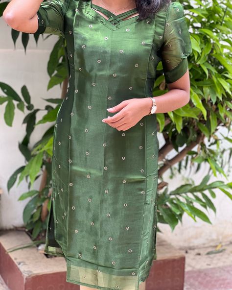 comment ‘MALAR’ to know price E- 956 Chimmichoo sequence kurti with puff sleeves with neck detailing (with lining) Sizes: XS to XL Mild soap handwash and steam ironing is recommended Dm for orders and price Colour may slightly vary due to lighting Model Size -Xs [kurti, festive, maxi, co ord, kurta sets, regular wear, casual wear, office wear, style, marriage] #kurti#casulakurti#dailywearkurti#smallbusiness#officewearkurti#officewearstyle#kurtisofeyal#festivekurtis#kurtidesign#kurtis ... Kurti With Puff Sleeves, Sequence Kurti, Dress Models, Neck Designs For Suits, Black Beaded Jewelry, Kurta Designs Women, Kurta Sets, Designer Outfits, Indian Designer Outfits