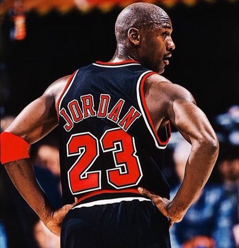 Michael Jordan Birthday, Michael Jordan Dunking, Mike Jordan, Michael Jordan Poster, Michael Jordan Quotes, Jordan Quotes, Michael Jordan Pictures, Best Nba Players, Jordan Photography