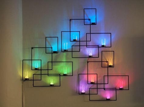 Beautiful LED wall sconces display weather and lighting effects, with an innovative, wireless, tangible user interface. Diy Wall Art, Diy Wand, Luminaire Design, Led Wall, Light Art, Diy Wall, تصميم داخلي, 인테리어 디자인, Lighting Design