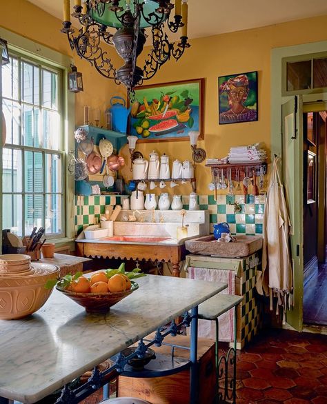New Orleans home of Patrick Dunne | Photo credit: Sara Essex Bradley for 2024 book "BOHEMIAN SOUL: The Vanishing Interiors of New Orleans" by Valorie Hart French Quarter Kitchen, New Orleans Kitchen Design, New Orleans Aesthetic Interior, Hot Crossed Buns, New Orleans Kitchen, New Orleans Interior Design, Easter Bun, Eclectic Homes, Open Plan Kitchen Living Room