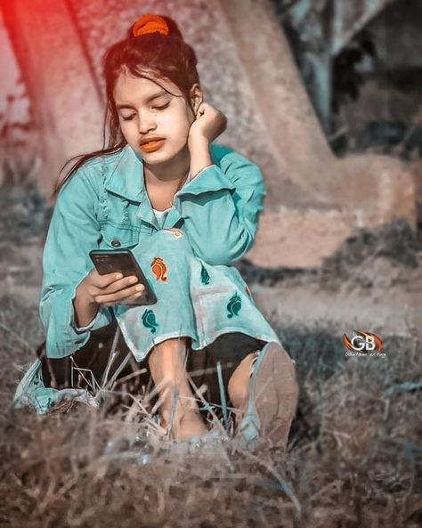 Gals Photo, Lr Photo Editing Background Hd, शादी की तस्वीरें, College Girl Fashion, Gals Photos, फोटोग्राफी 101, Lightroom Presets For Portraits, New Photo Style, Best Pose For Photoshoot