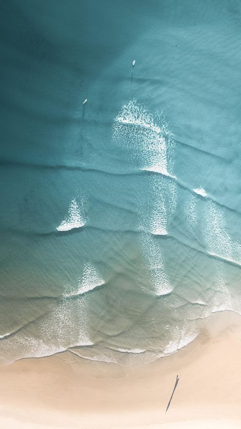 1080x1920 Peaceful, beach, calm sea waves, aerial view wallpaper Calm Ocean Wallpaper, Beach Minimalist Wallpaper, Ocean Aerial View, Calm Sea Aesthetic, Peace Wallpaper Nature, Calm Beach Wallpaper, Sea Hd Wallpapers, Sea Waves Photography, Beach Hd Wallpaper