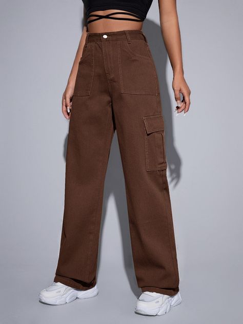 [Ad] 26 Perfect Brown Cargo Pants Outfit Ideas You Don't Want To Miss #browncargopantsoutfit Brown Jeans For Women, Cargo Jeans For Women, Brown Loose Pants Outfit, Outfit With Brown Cargo Pants, Pant Jeans Outfit, Cargo Brown Pants Outfit, Brown Cargo Jeans Outfit, Styling Brown Jeans, Types Of Jeans Woman