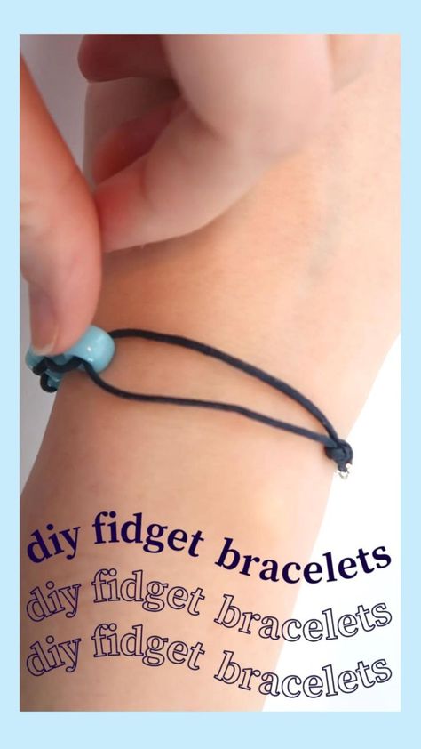 DIY Fidget Bracelet (part 2) For more DIY Fidgets, check out Megan Weller on YouTube! | Pinterest Diy Fidget Bracelet, Fidget Bracelets, Diy Fidgets, Fidget Bracelet, Simpul Makrame, Kerajinan Diy, Diy Armband, Bracelets Handmade Diy, Bracelet Craft Diy