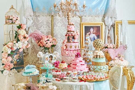 Marie Antoinette Party, Wine Jelly, Hotel Concept, Pretty Tables, Bridal Brunch, Ideas Home Decor, French Countryside, Vintage Birthday, Home Decorating Ideas