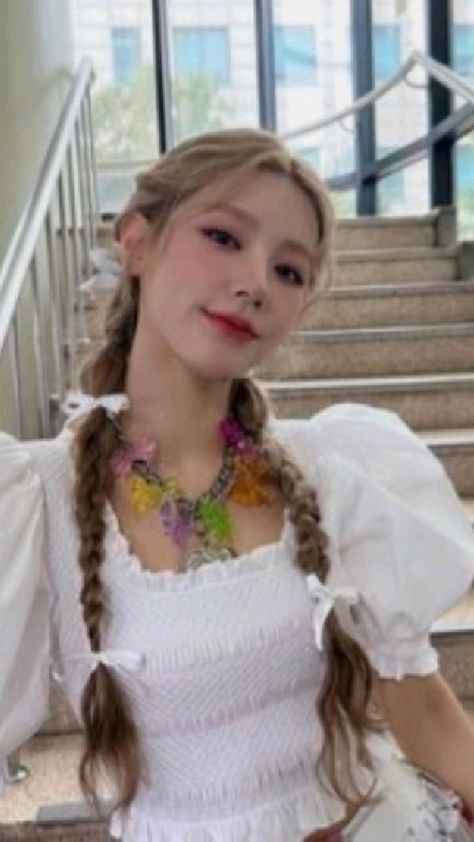 G-idle Miyeon, Miyeon Gidle, G I Dle Miyeon, Photo Bank, G I Dle, Instagram Update, Pop Group, Pretty Woman, South Korean Girls