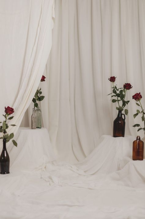 Photoshoot With Curtain Background, Photoshoot Backdrops Wedding, Fashion Photoshoot Background, White Curtain Background Photoshoot, Neutral Valentines Photoshoot, Studio Fall Photoshoot, Simple Valentine Photo Shoot, Valentines Day Photo Booth Backdrop, Photo Shoot Set Design