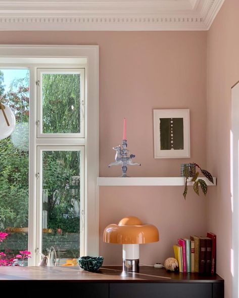Colorful Scandinavian Interior, Danish Kitchen, Danish Home, Luigi Massoni, Palmer House, Danish Interior, Pink Living Room, Blue Bedding, Scandinavian Home