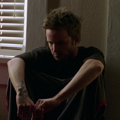 Jesse Pinkman Black And White, Jesse Pinkman Screencaps, Shoegaze Playlist, Jesse Pinkman Aesthetic, Jesse Pinkman Breaking Bad, Bad Breaking, Beaking Bad, Breking Bad, Breaking Bad 3