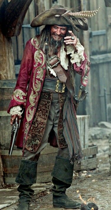 *CAPTAIN BARBOSSA (Geoffrey Rush) ~ PIRATES of the CARIBBEAN: Teague Sparrow, Pirate Captain Outfit, Captain Teague, Pirates Fashion, Captain Outfit, Pirate Clothing, Pirate Play, Old Pirate, Pirate Garb