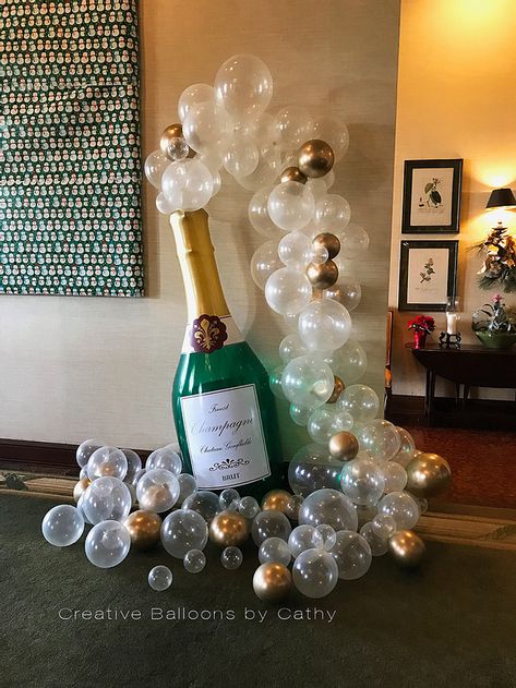 Champagne Balloons, Camarillo California, Ballon Garland, Champagne Birthday, Balloon Artist, Champagne Bubbles, Balloon Twisting, Champagne Party, Birthday Balloon Decorations