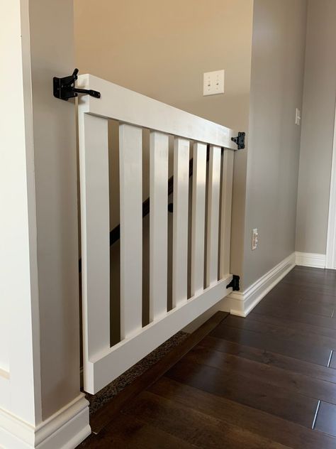 Wood Pet Gate, Diy Indoor Gate Ideas, Diy Inside Dog Gate Ideas, How To Build An Indoor Dog Gate, Stair Gates Ideas, Diy Wood Gate Indoor, Diy Dog Gates Indoor Easy Wood, Inside Dog Gate Ideas, Stair Gate Ideas Diy