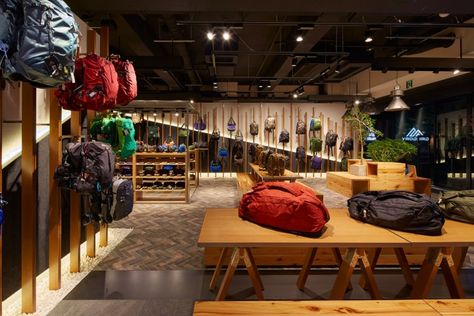 » GREGORY HARAJYUKU store by space co, Tokyo – Japan Hiking Store Design, Patagonia Store, Store Lighting, Backpack Store, Hiking Store, Outdoor Shop, Buck Knives, Retail Store Design, Retail Interior