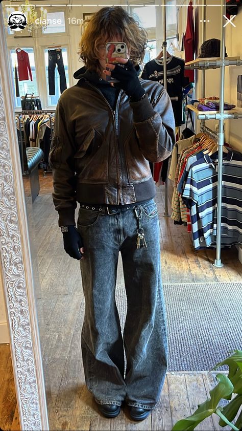 Men's Baggy Jeans Outfit, Leather Jacket Winter Outfit Men, Brown Winter Outfit Men, Winter Leather Jacket Outfit Men, Y2k Brown Outfit Men, Vintage Brown Leather Jacket Outfit Men, Men’s Brown Leather Jacket Outfit, Brown Vintage Leather Jacket Outfit, Crazy Fashion Outfits Men