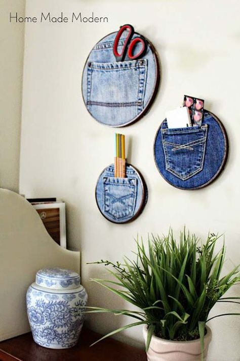 Artisanats Denim, Diy Dekor, Diy Bricolage, Diy Dollar Store Crafts, Denim Crafts, Denim Diy, Crafts To Make And Sell, Dollar Store Crafts, Dollar Store Diy