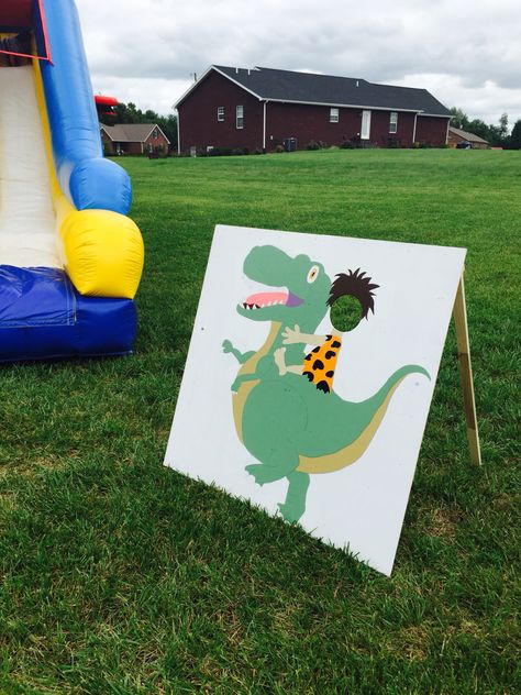 Photo booth Montessori, Dino Photo Booth, Dinosaur Photo Booth, Dino Party Invitation, Dinosaur Activities Preschool, Dinosaur Party Invitations, Dinosaur Party Supplies, Dinosaur Photo, Dinosaur Birthday Cakes