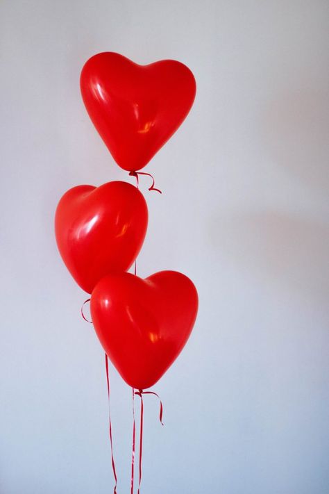 Lasting Relationships, Engagement Party Decorations, Valentine's Day Quotes, Free Valentine, Heart Balloons, Balloon Decorations Party, Romantic Valentine, Love Is In The Air, Love Pictures