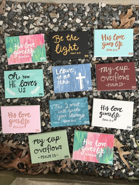 Little mini canvases for Christmas presents || bible verse paintings || His love gives life John 10:10 / Be the light Matthew 5:14 / Leave it at the cross Psalm 55:22 / The Lord will guide you always Isaiah 58:11 / My cup overflows Psalm 23 / Oh how he loves us || Canvases for Christ BMK Diy Canvas Painting Ideas, Bible Painting, Bible Verse Painting, Diy Canvas Painting, Creative Vibes, Christian Paintings, Christmas Paintings On Canvas, Bible Verse Canvas, Christian Crafts