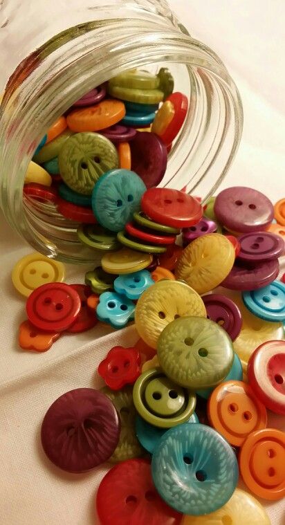 Buttons Aesthetic Vintage, Maxwell Aesthetic, Buttons Photography, Buttons Aesthetic, Button Aesthetic, Twee Aesthetic, Button Jar, Button Fabric, Button Collecting